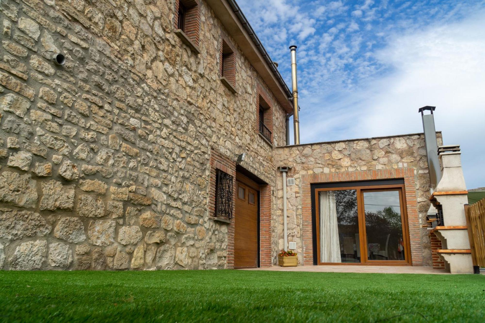 Dona Elvira Y Dona Sol Villa Vivar del Cid Exteriör bild